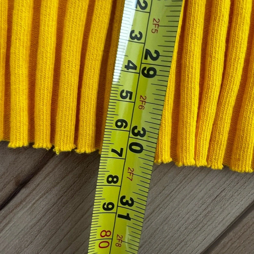 Cotton citizen yellow midi-skirt with cutouts in yellow XS - Picture 3 of 5